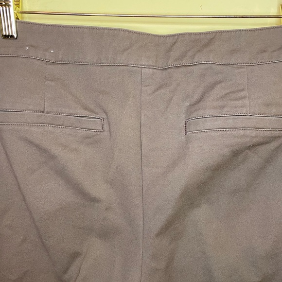 Chico’s Fabulously Slimming Cropped Women’s Pants Size 2.5/L - Picture 8 of 9